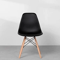 Chaise Eiffel en bois noir de la collection Heavenly