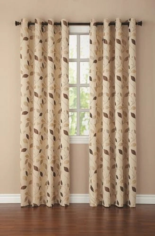 Jacquard Leaf Window Panel