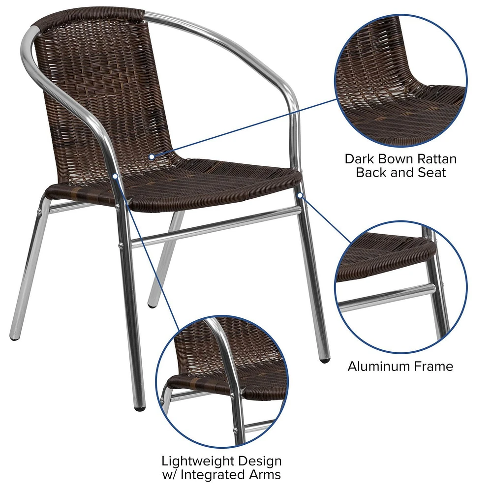 Chaise de restaurant empilable commerciale pour l'intérieur et l'extérieur en aluminium et rotin brun foncé
