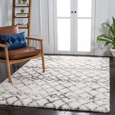 SAFAVIEH Fontana Aleta Geometric Distressed Plush Shag Area Rug