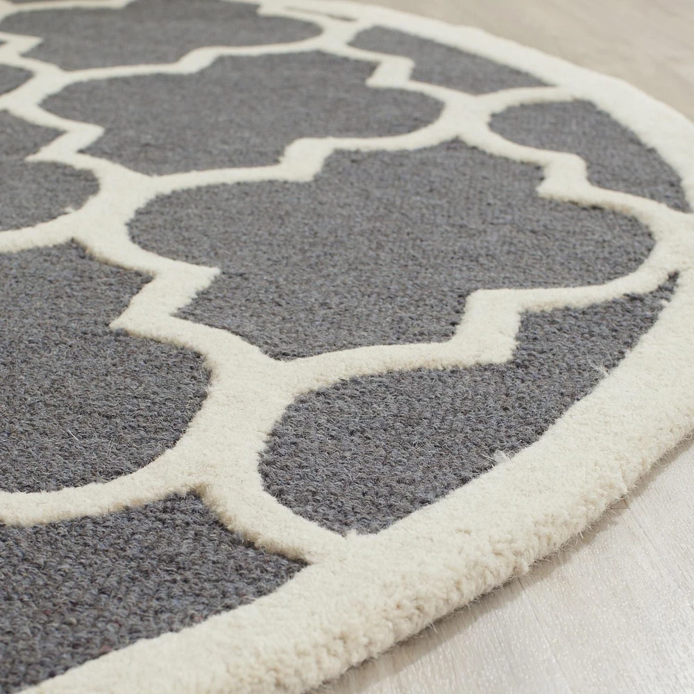 Safavieh Cambridge Kevin Geometric Area Rug