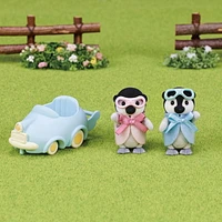 Calico Critters Penguin Babies Ride 'N Play, Lot de 2 figurines de poupée à collectionner avec accessoire Pushcart 2 figurines avec accessoire