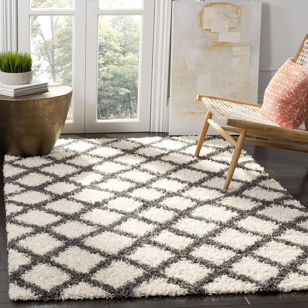 Safavieh Layla Tapis Géométrique Shag