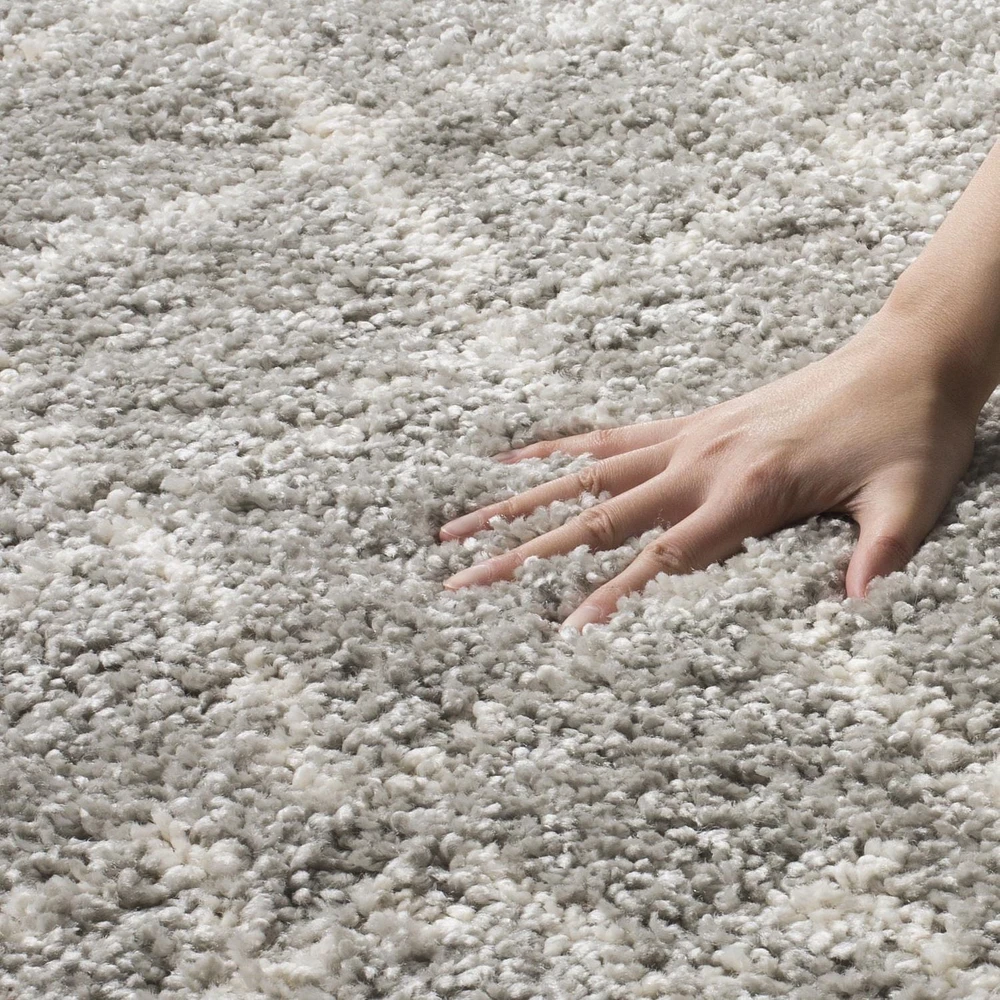 SAFAVIEH Berber Avery Geometric Diamonds Shag Area Rug