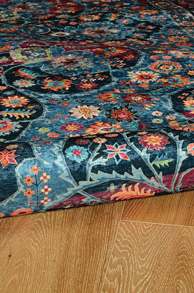Tapis d'appoint Emerald Farlin noir & ivoire de 2 pi 2 po x 3 pi 2 po