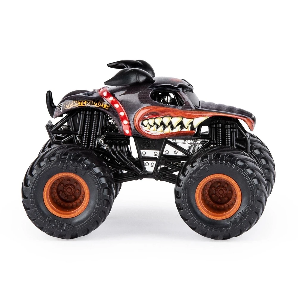 Monster Jam, Official Monster Mutt Rottweiller Monster Truck, Die-Cast Vehicle, Ruff Crowd Series, 1:64 Scale
