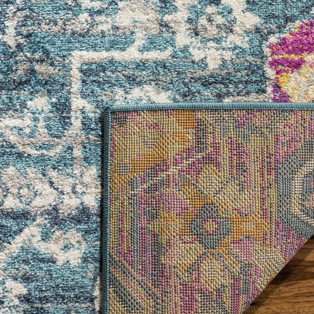 SAFAVIEH Madison Karissa Floral Area Rug