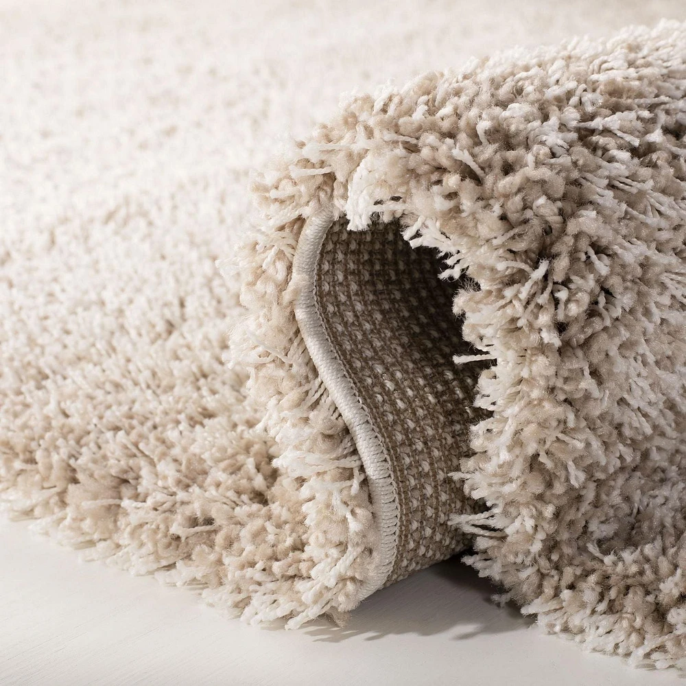 Safavieh California Solid Plush Shag Area Rug