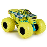Monster Jam, Official Blue Thunder Monster Truck, Die-Cast Vehicle, 1:64 Scale, Kids Toys for Boys Ages 3 and up, Blue Thunder