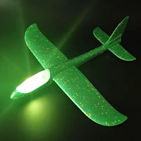 Façon de célébrer ! AVION EN MOUSSE LUMINEUSE, NOUVEAUTÉ
