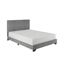 Lit plateforme rembourré Skylar avec garniture de tête de clou, par Hillsdale Living Essentials