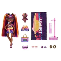 Rainbow High Pacific Coast Phaedra Westward : Poupée-mannequin coucher de soleil (violette)