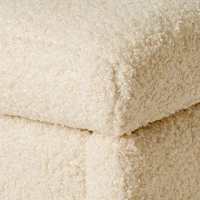 Pouf de rangement Corliving Liya Cream Boucle, banc de rangement moderne rembourré pour bout de lit, banc Sherpa crème, pour salon, entrée, chambre à coucher