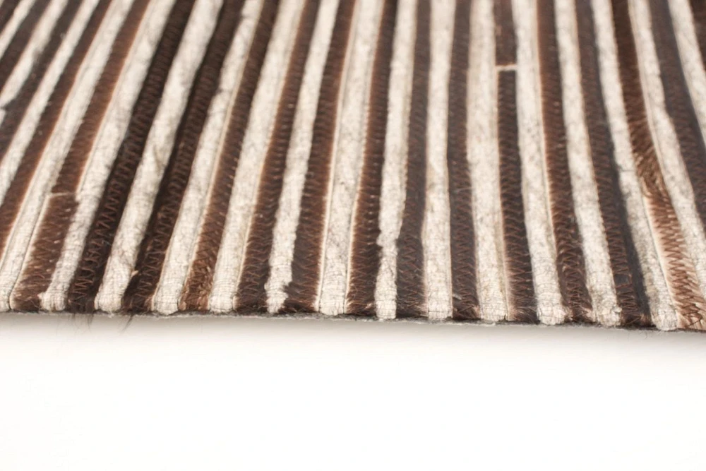 ECARPETGALLERY 5'3" x 7'7" Contemporary Cowhide Patchwork Handmade Area Rug for Living Room, Dining Room and Bedroom in Brown