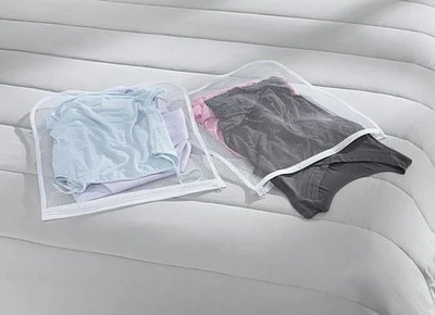 Mainstays Lingerie Wash Bag, 2 Count, Mesh Wash Bags