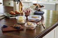 Rubbermaid Easy Find Lids Food Storage Containers, Racer Red, Set of 24