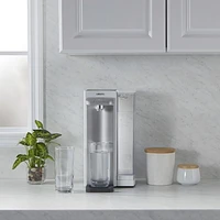 Brita Hub Instant Powerful Countertop Water Filtration 87340C, 12 Cup Capacity