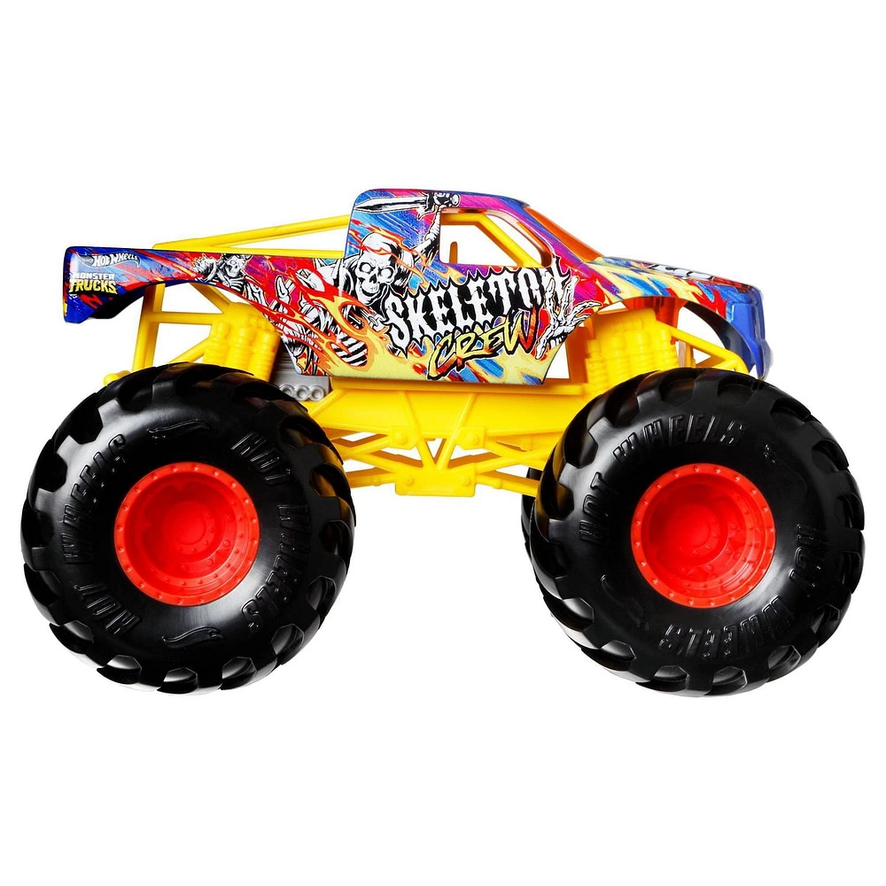 Hot Wheels Monster Trucks 1:24 scale the 909 Vehicle