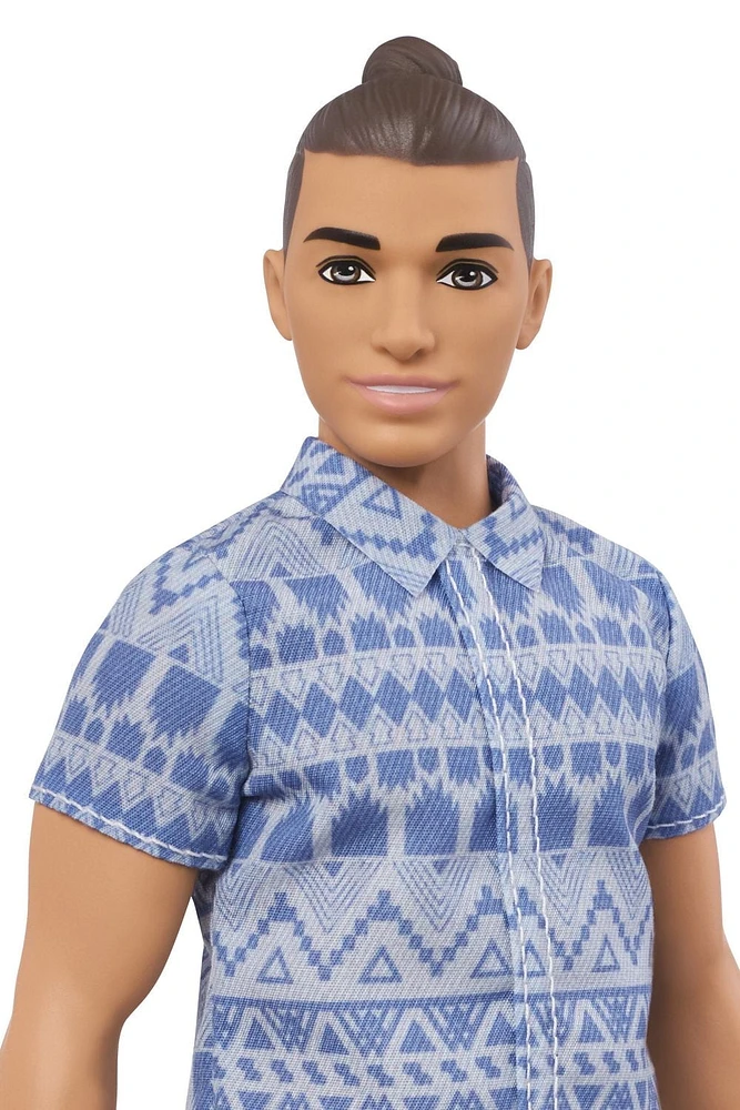 Ken Fashionistas Poupée Denim vieilli - Large