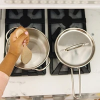 Melissa & Doug, Poêlons et casseroles en acier inoxydable, ensemble de cuisine pour enfants (8 pièces)