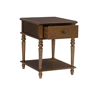 Table d'appoint Rivera, Noisette