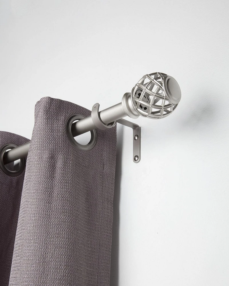 ENSEMBLE DE TRINGLE À RIDEAUX HOMETRENDS, DIAMÈTRE DE 1", LONGUEUR 42 À 120", NICKEL Ensemble de tringle à rideaux