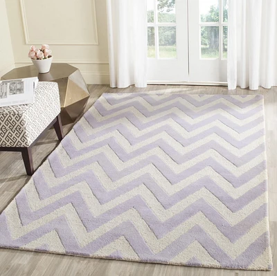 Safavieh Cambridge Kaitlyn Zig Zag Stripes Area Rug