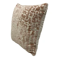 Coussin décoratif rose Bronx de hometrends Coussin 18x18"
