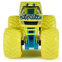 Monster Jam, Official Blue Thunder Monster Truck, Die-Cast Vehicle, 1:64 Scale, Kids Toys for Boys Ages 3 and up, Blue Thunder