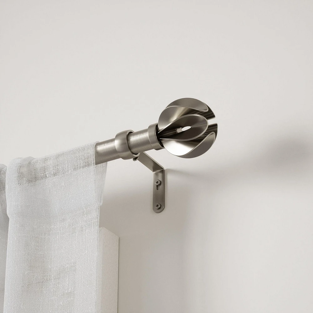 Umbra Blossom Curtain Rod