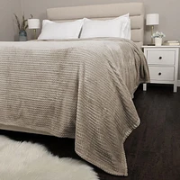 Couverture jacquard au toucher velours, gris 98po x 92po