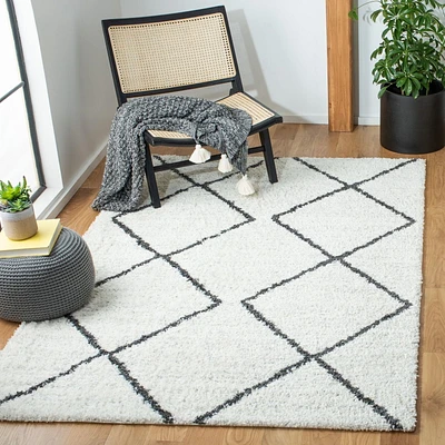 SAFAVIEH August Melanie Geometric Shag Area Rug