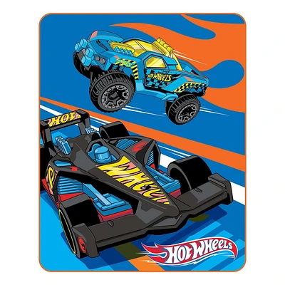 Hot Wheels "Extreme Speed" Silk Touch Throw