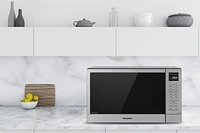Panasonic NNGT69KS Four à micro-ondes Genius, four à griller, acier inoxydable