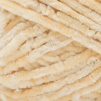 Bernat® Fil Velvet™, Polyester #5 Volumineux, 10,5oz/300g