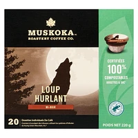 Dosettes de café Loup Hurlant de Muskoka Roastery Coffee Co. à torréfaction foncée moyenne en emballage d'une portion