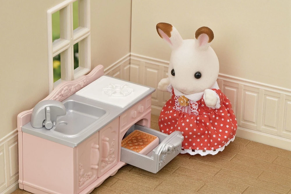 Chalet douillet au toit rouge de Calico Critters, ensemble de jeu pour maison de poupées avec figurines, meubles et accessoires Maison de poupée