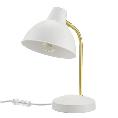 Lampe de bureau de 15 po Willow, blanc mat, bras or mat, abat-jour pivotant, interrupteur à bascule sur le cordon