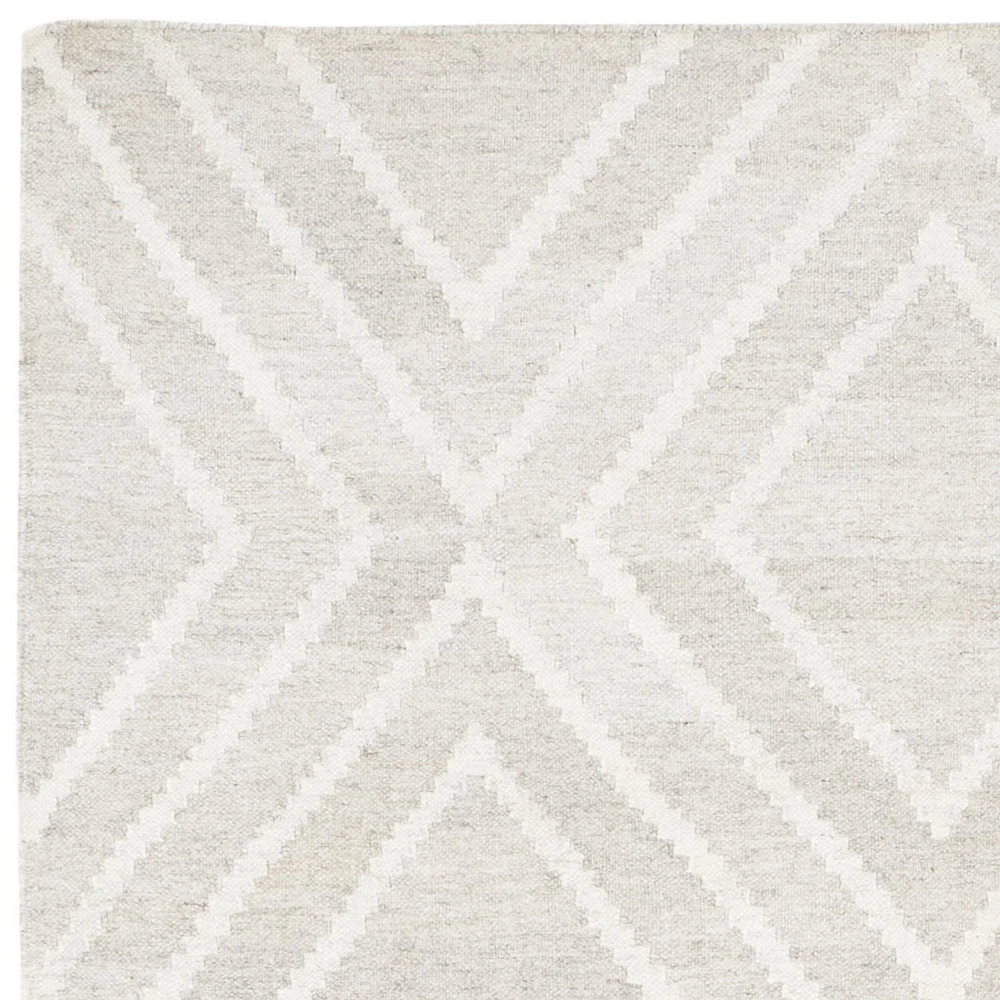 Safavieh Kilim Lorcan Geometric Diamonds Area Rug