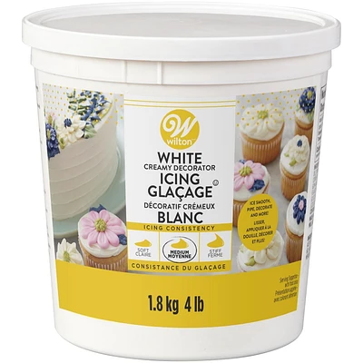 Glaçage décoratif crémeux blanc en boîte Wilton 1,8 kg (4 lb)