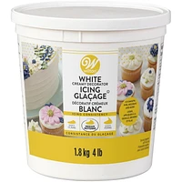 Glaçage décoratif crémeux blanc en boîte Wilton 1,8 kg (4 lb)