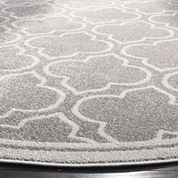 Safavieh Amherst Wilson Geometric Area Rug