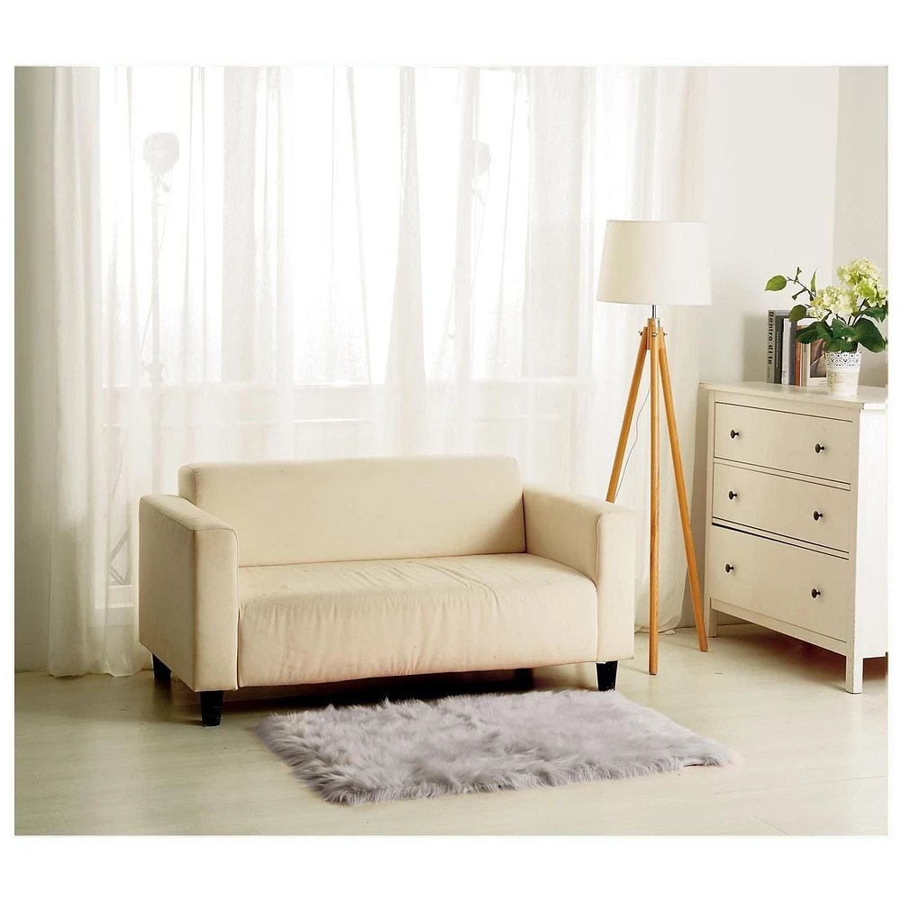 Tapis en fausse fourrure pour enfants Mainstays, gris – 30 pouces x 45 pouces, tapis en fourrure doux et confortable Tapis Mainstays en fausse fourrure pour enfants