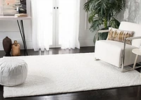 SAFAVIEH August Carlene Solid Plush Shag Area Rug