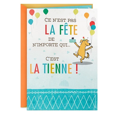 Carte musicale en relief de fête – Hallmark (Ce n'est pas la fête de n'importe qui)