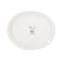 Façon de célébrer! Assiettes En Carton Plaid rouge ovale de la fête du Canada 10.4" x 12.2" ,8 ct