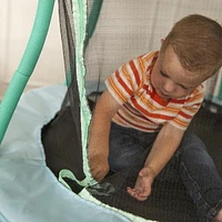 SKYWALKER TRAMPOLINES 48 pouces, rond bleu sarcelle, trampoline d'intérieur pour enfants, mini videur, rebondeur avec filet de sécurité et rembourrage