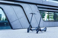 Trottinette Électrique NIU KQi 100F - Gris