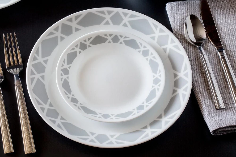 Ensemble de service de table de 16 pièces de CorelleMD Assiettes, bols et tasses