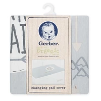 Couverture de matelas à langer biologique de Gerber, l'aventure vous attend Taille : 32 po. X 16 po.